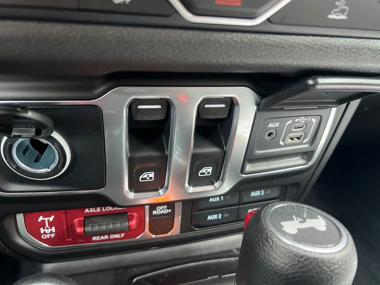Used 2025 Orange Jeep Willys image 22