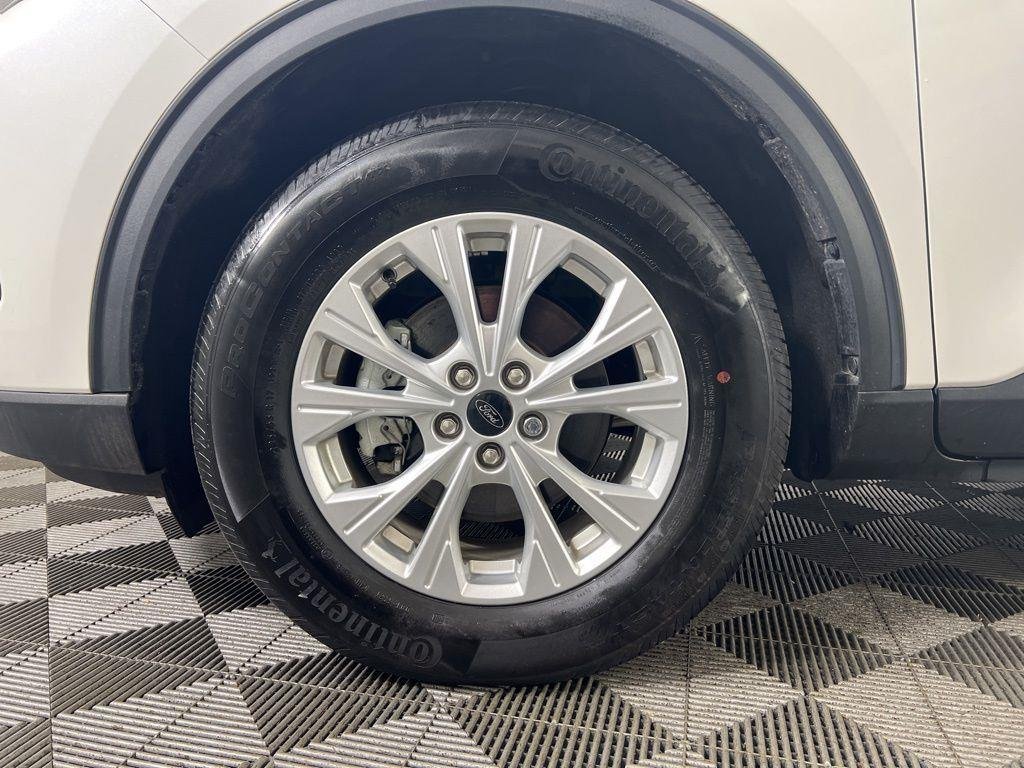 Used 2023 White Metallic Ford Active image 11