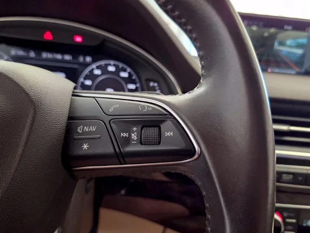 Used 2017 White Audi 3.0 TDI Premium Plus image 26