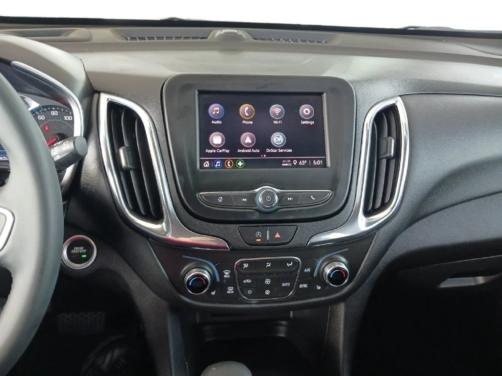Used 2023 SUMMIT WHITE Chevrolet LT image 12