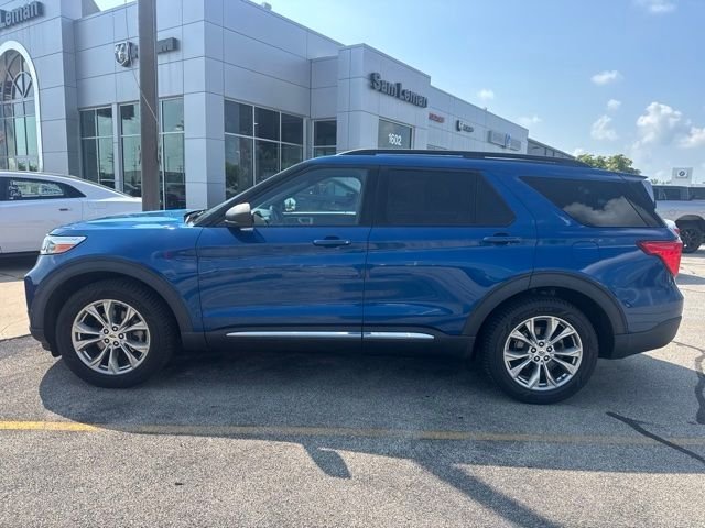 Used 2020 Blue Ford XLT image 3