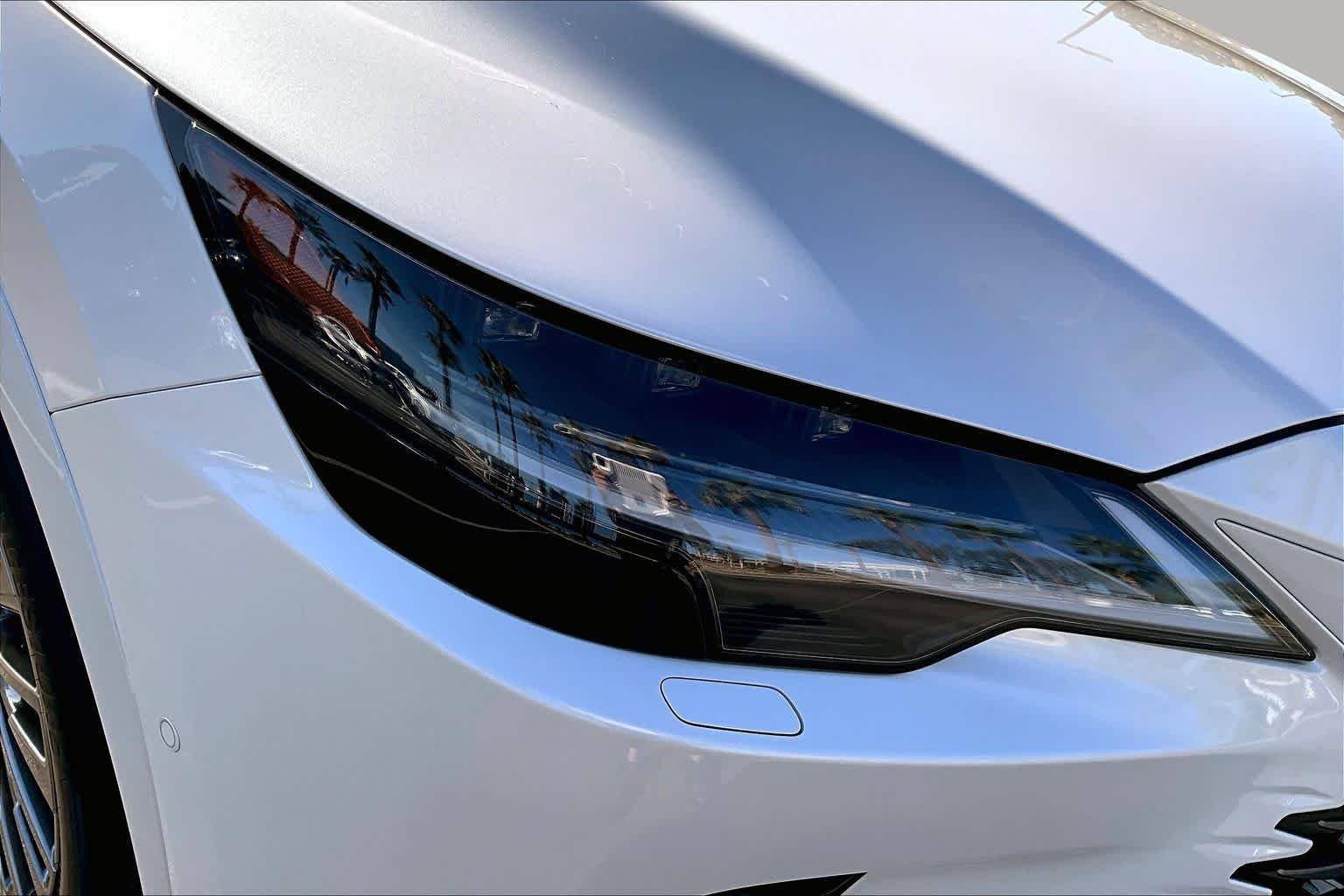 New 2026 Eminent White Pearl Lexus LUXURY AWD image 21