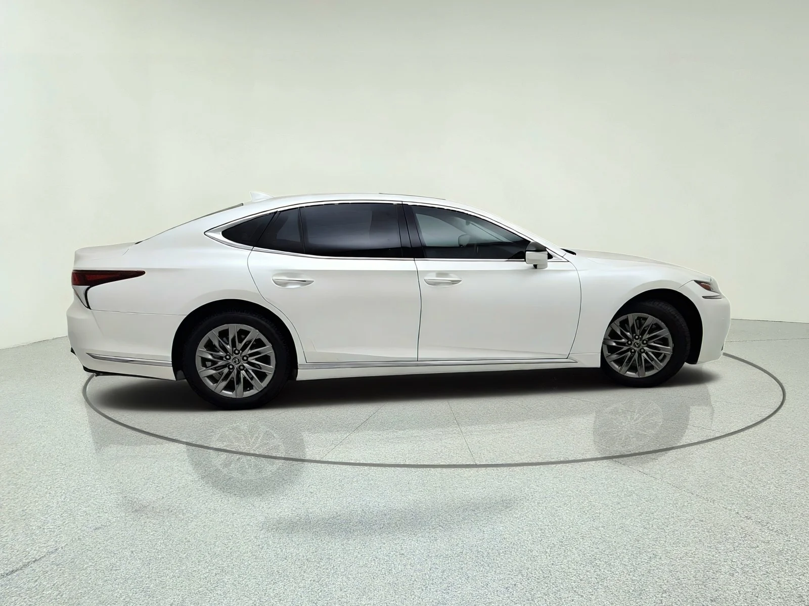 Used 2018 EMINENT WHITE Lexus LS 500 image 7
