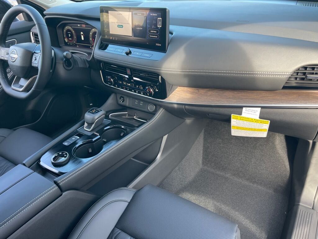 New 2026 Boulder Gray Pearl/Super Black Nissan Platinum image 22