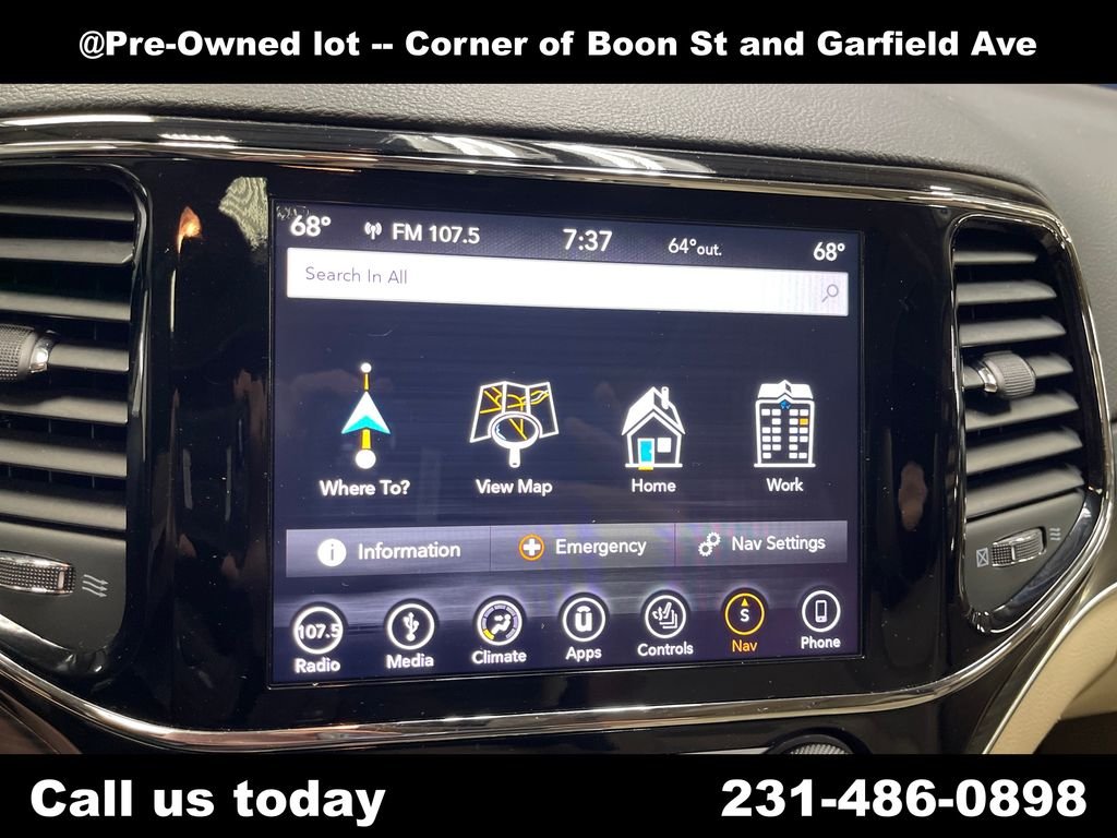 Used 2019 Blue Jeep Limited image 23