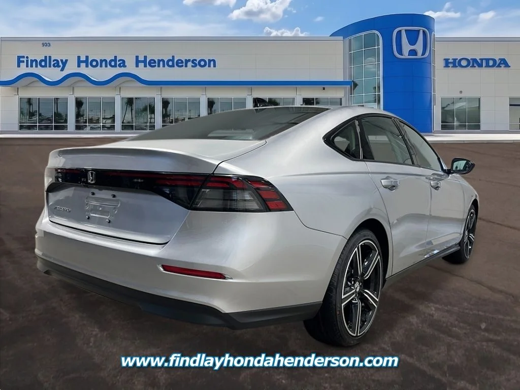 New 2026 Solar Silver Metallic Honda SE image 5