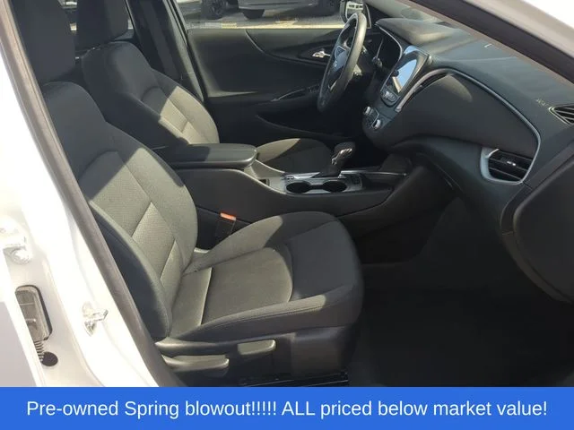 Used 2025 White Chevrolet LT image 45
