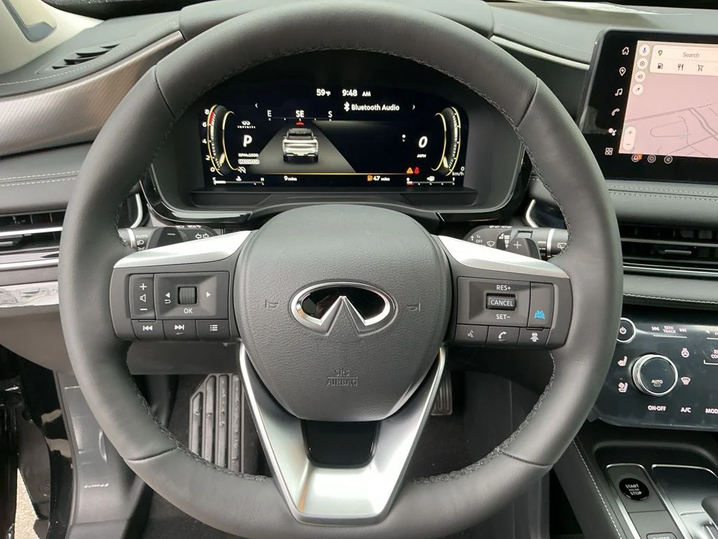 New 2026 MINERAL BLACK INFINITI Luxe FWD image 16