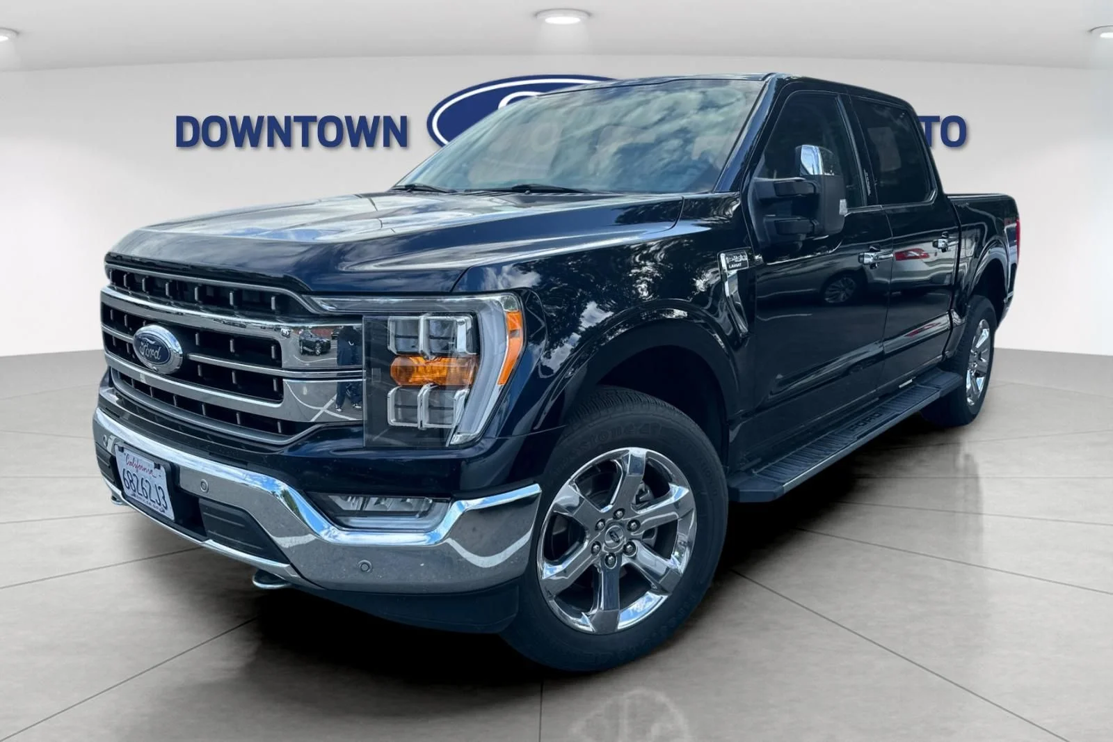 Certified Used 2021 Blue Ford Lariat image 2