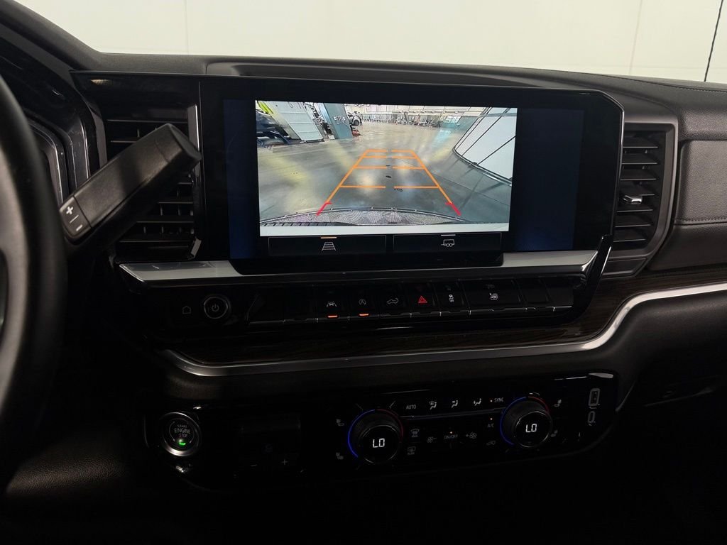 Used 2025 White Chevrolet LT image 22