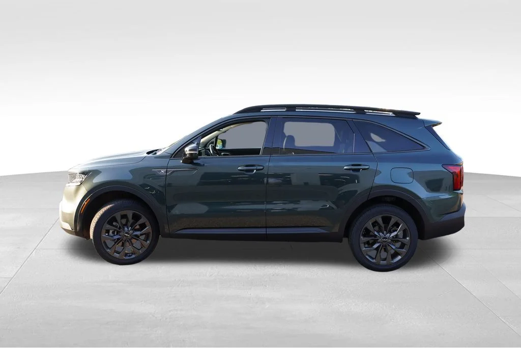 Used 2023 Aruba Green Kia X-Line EX image 9