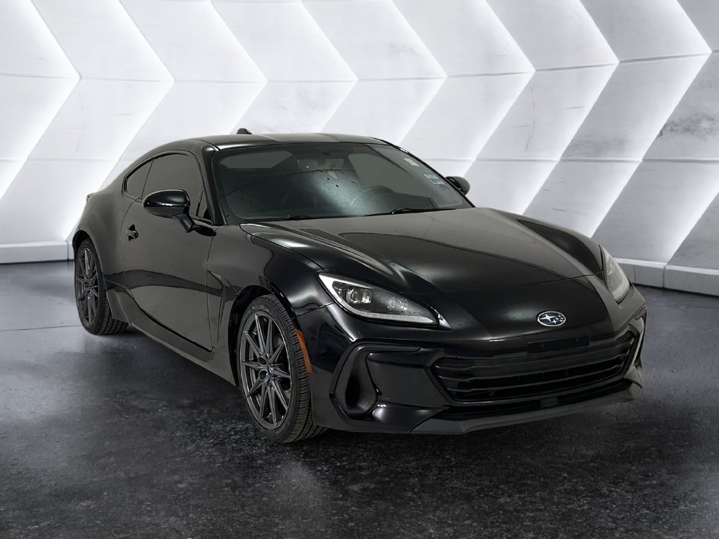 Used 2023 Black Subaru Limited image 1