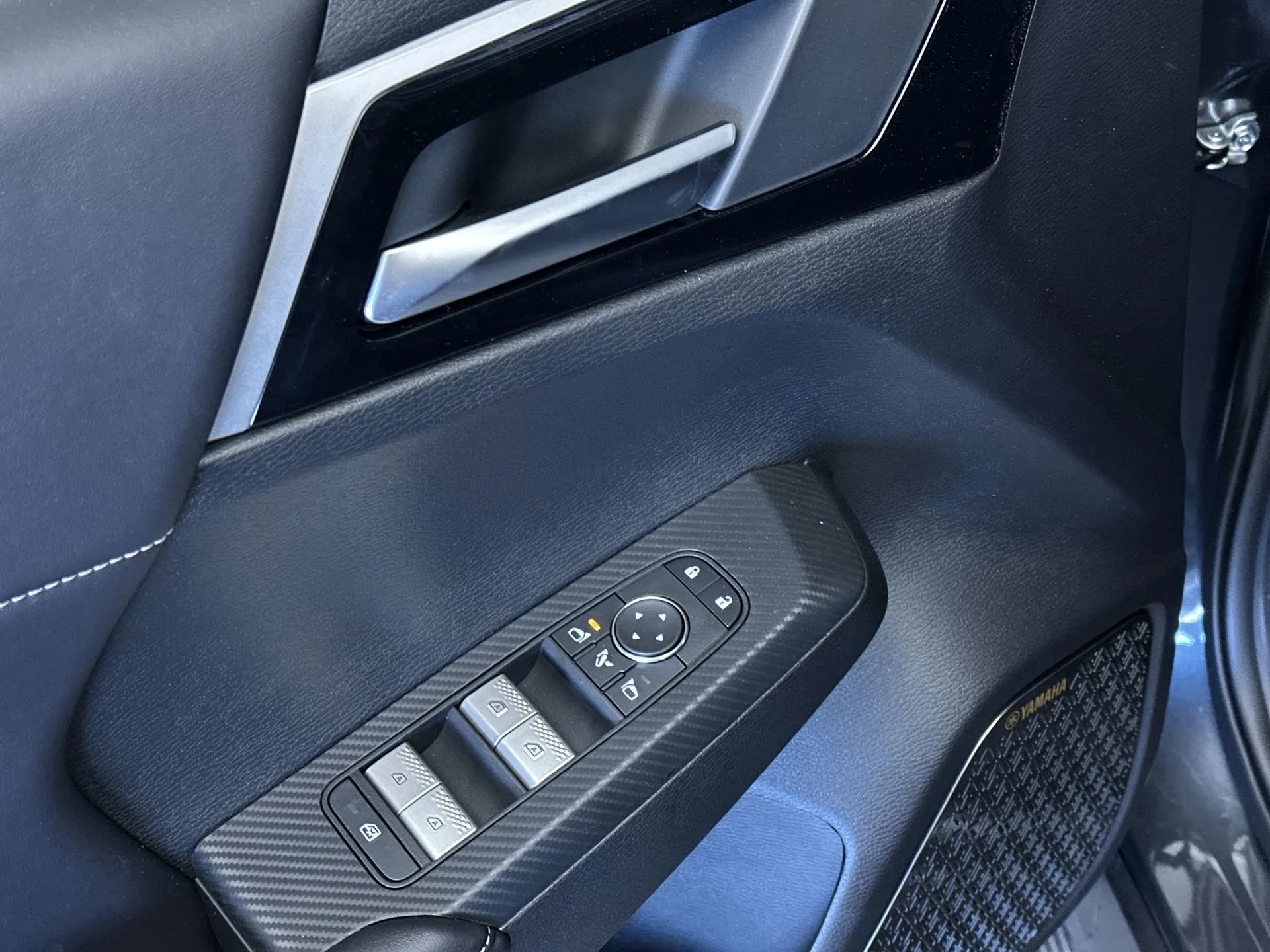 New 2026 Graphite Gray Mitsubishi SE 1.5T S-AWC image 15