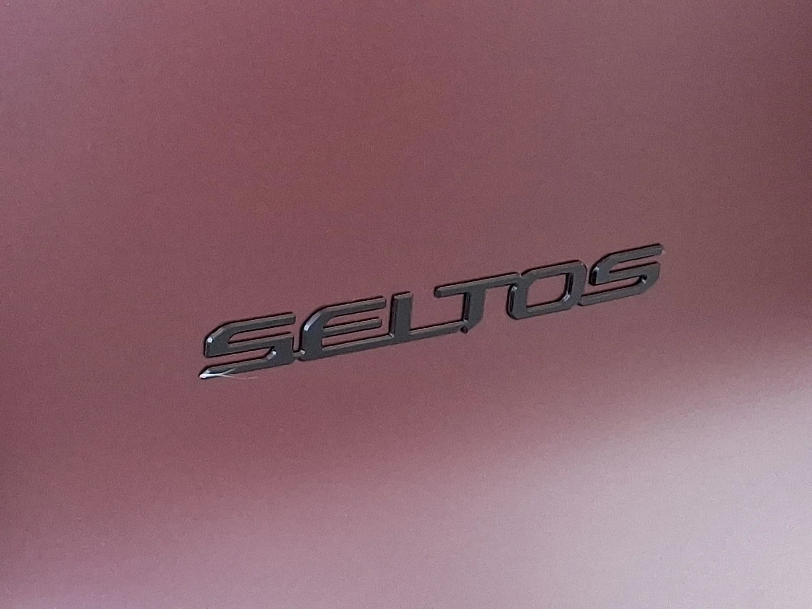 New 2027 Red Kia X-Line S image 21