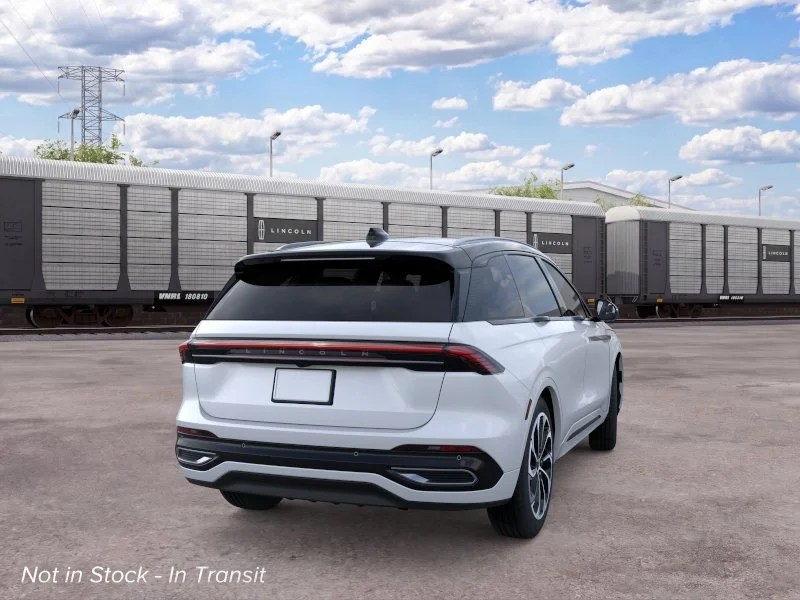 New 2026 White Platinum Metallic Tri-Coat Lincoln Reserve image 8