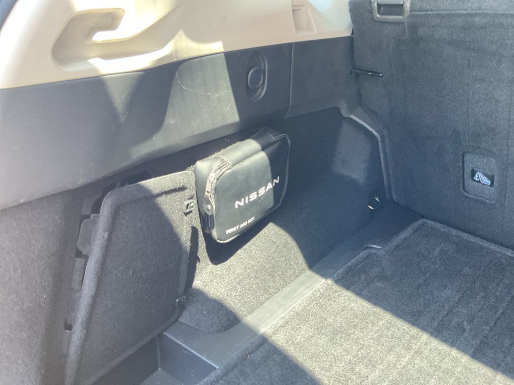 Used 2021 Pearl White Tricoat Nissan SV image 30