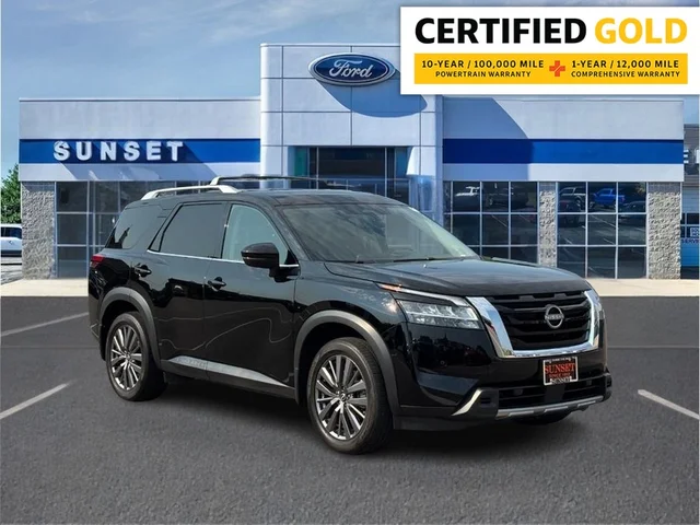 2024 Nissan Pathfinder SL