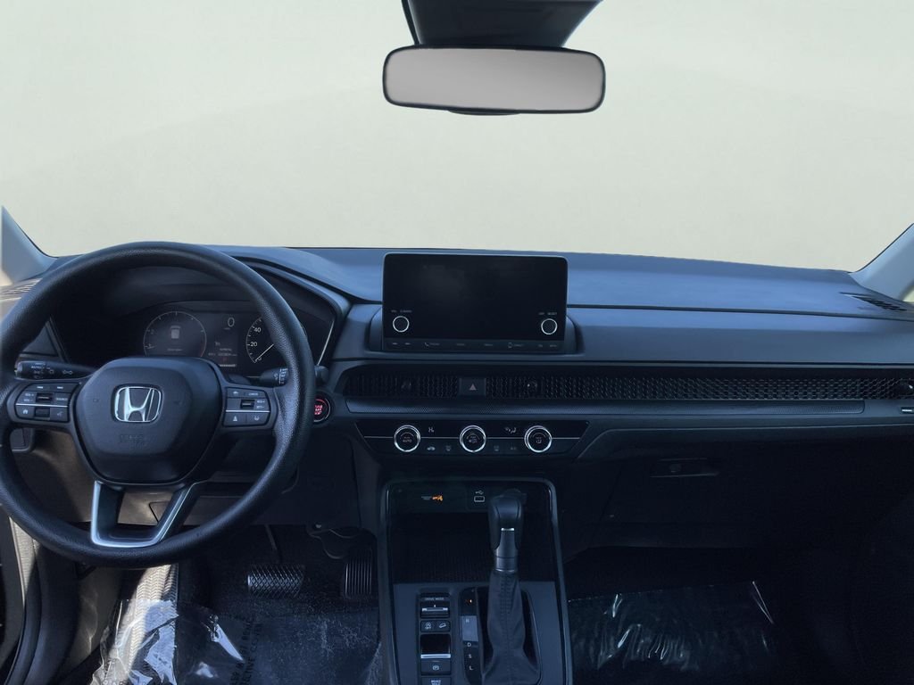 Used 2025  Honda LX image 17