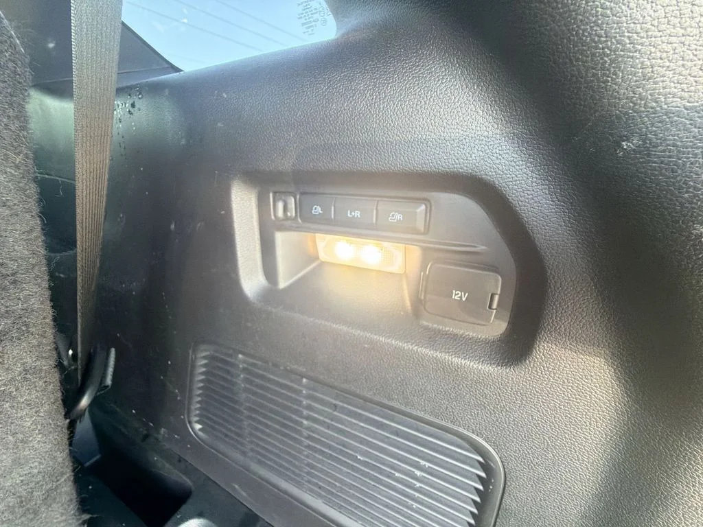Used 2020 Blue Ford Platinum image 33