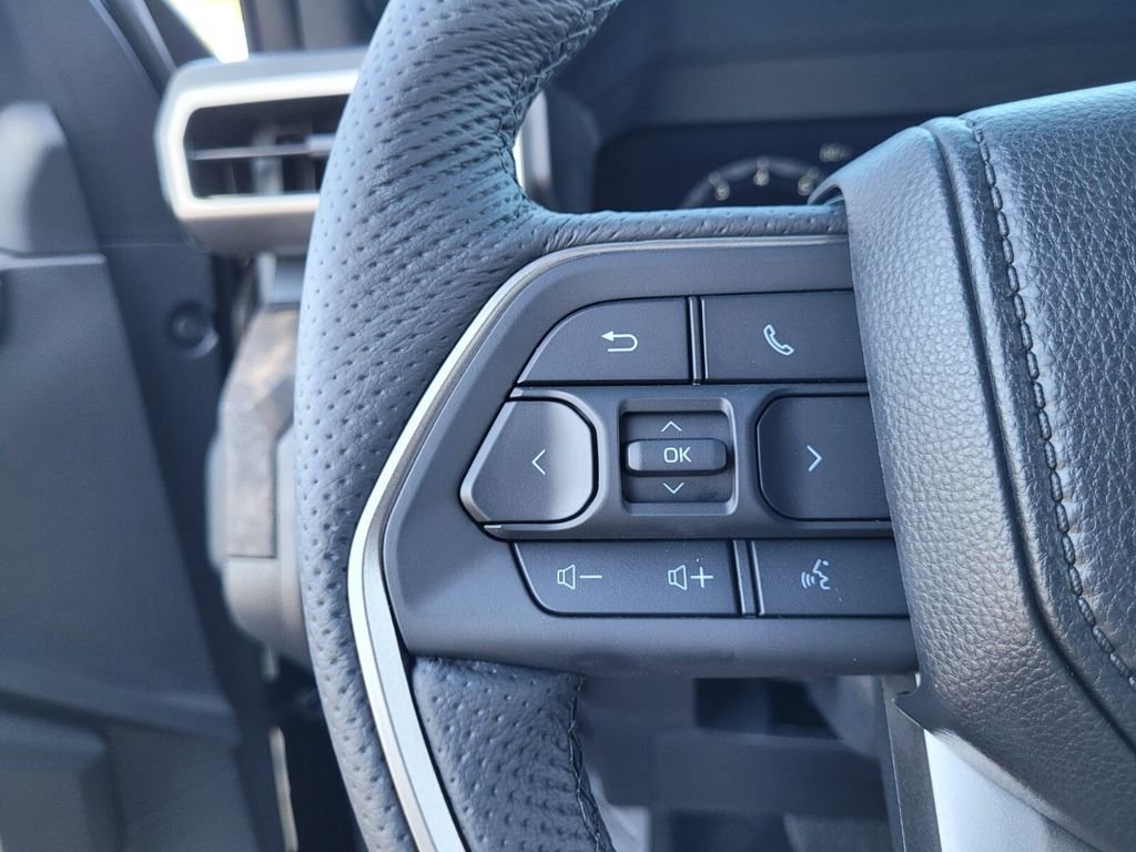 2025 Toyota Tacoma Limited - Photo 23