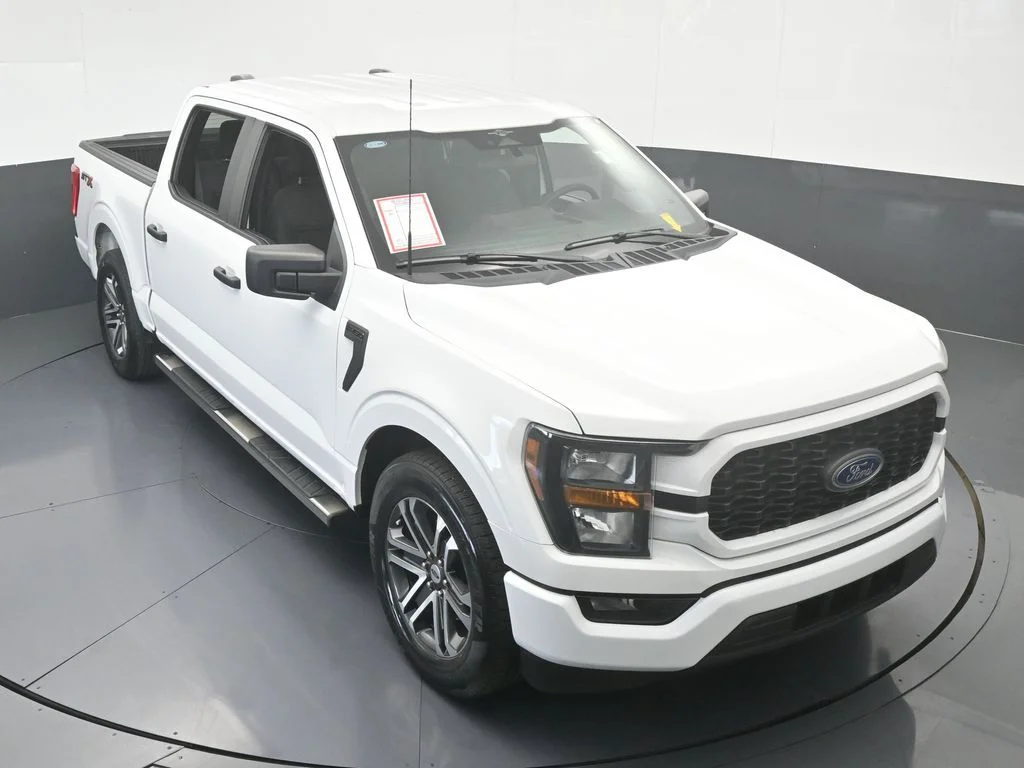 Used 2023 Oxford White Ford XL image 47