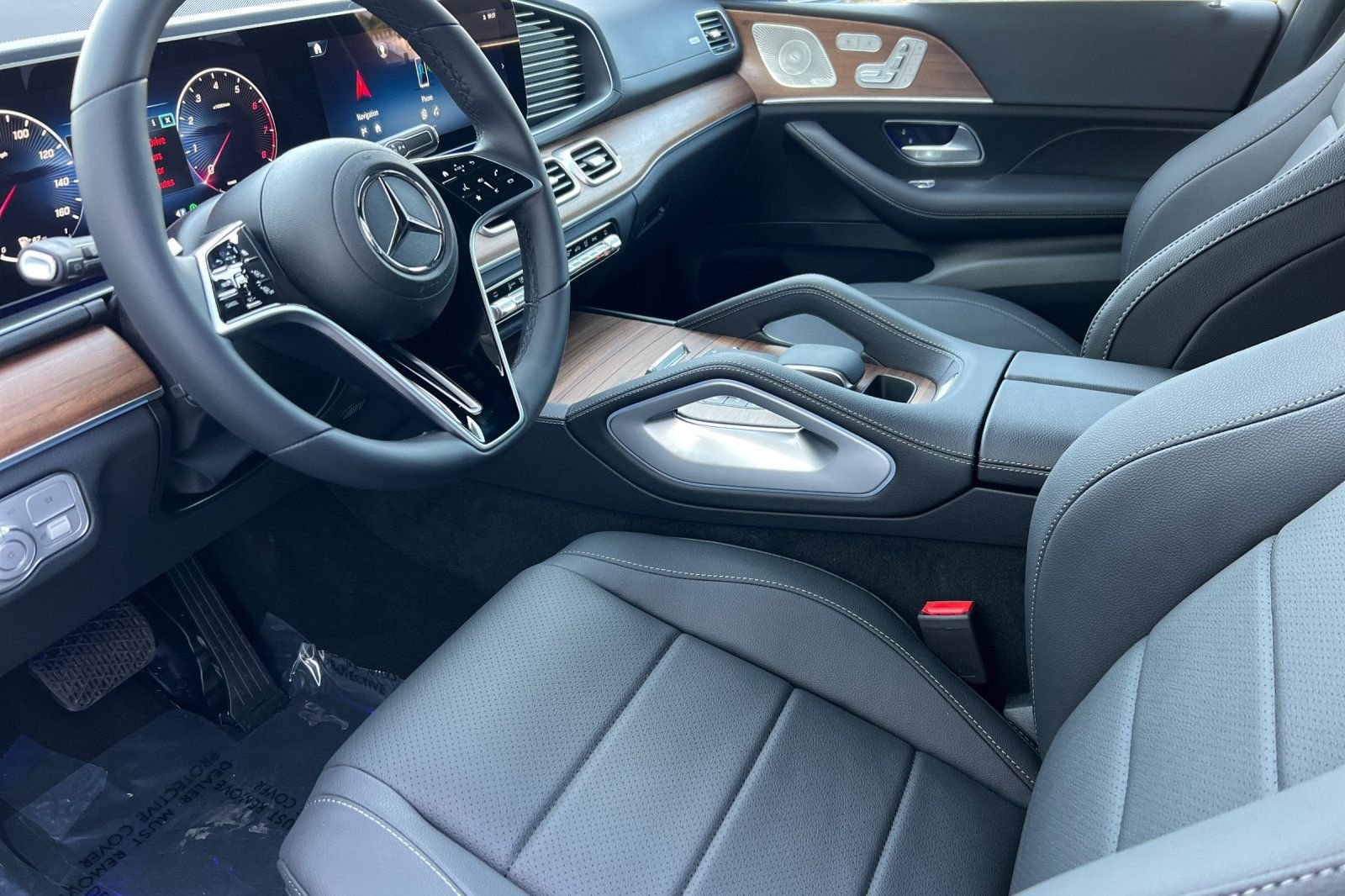 New 2026 Obsidian Black Metallic Mercedes-Benz 350 image 13