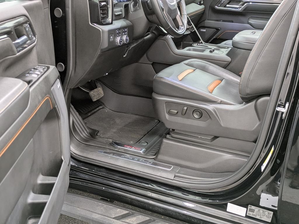 Used 2024 Black GMC AT4 image 34