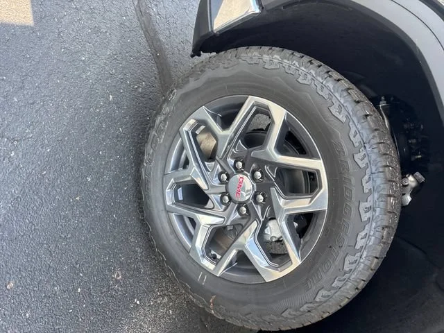 New 2026 Onyx Black GMC SLT image 29