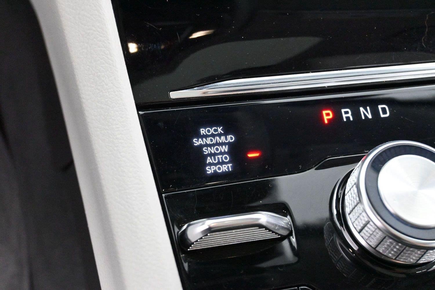 Used 2022 Velvet Red Pearlcoat Jeep Overland image 21