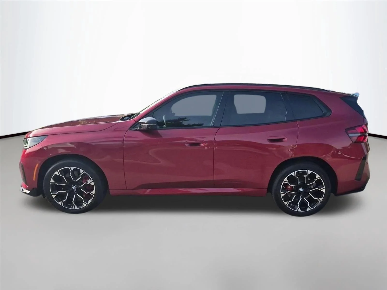 Used 2025 Vegas Red Metallic BMW M50 xDrive image 2