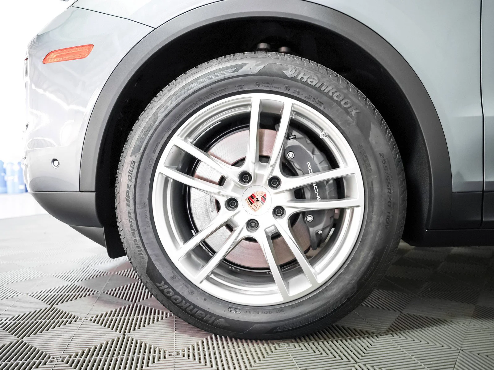 New 2026 VANADIUM GREY Porsche  image 14