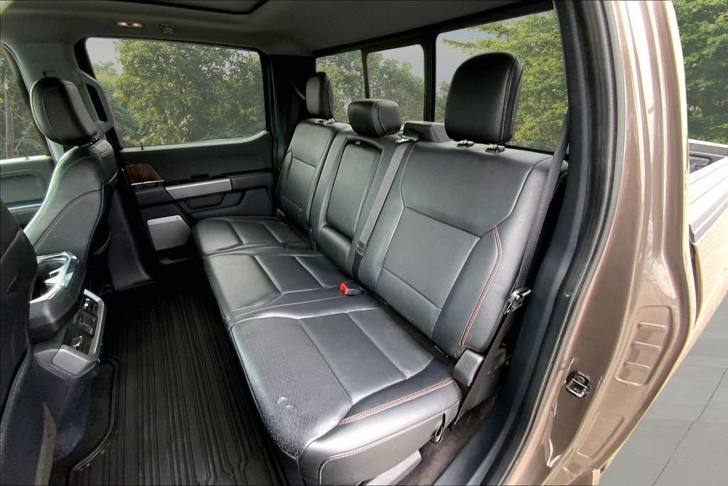 Used 2022 Gray Ford Lariat image 23
