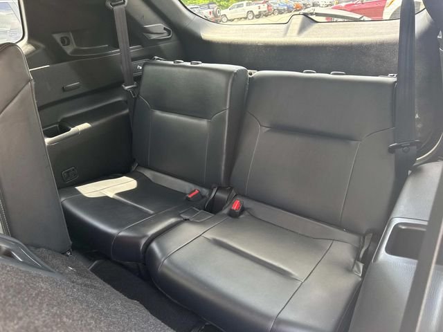 Used 2024  Mitsubishi SE image 18