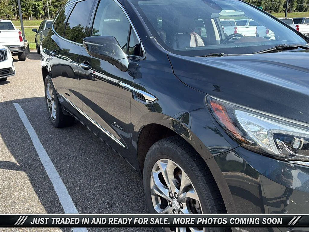Used 2019 Includes Pitch Dark Night lower exterior accent color.) Buick Avenir image 2