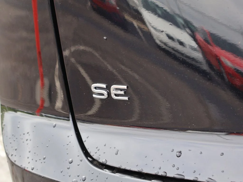 New 2026 Black Volkswagen 2.0T SE w/Technology image 34