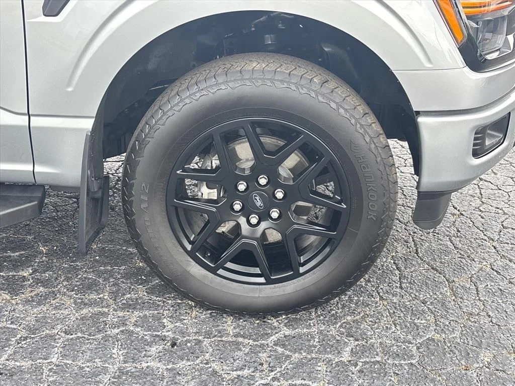 2024 Ford F-150 STX - Photo 10