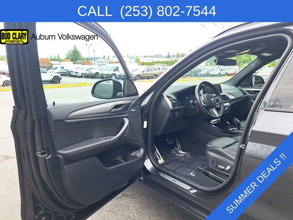 Used 2021 Gray BMW xDrive30e image 24