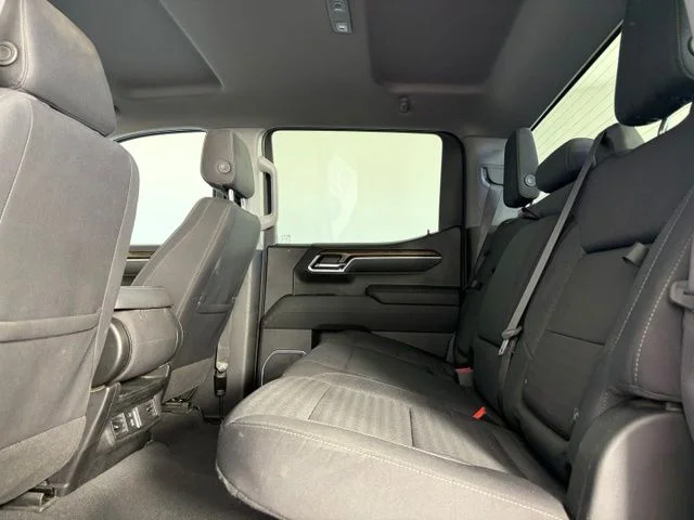 Certified Used 2024 White GMC Elevation image 35