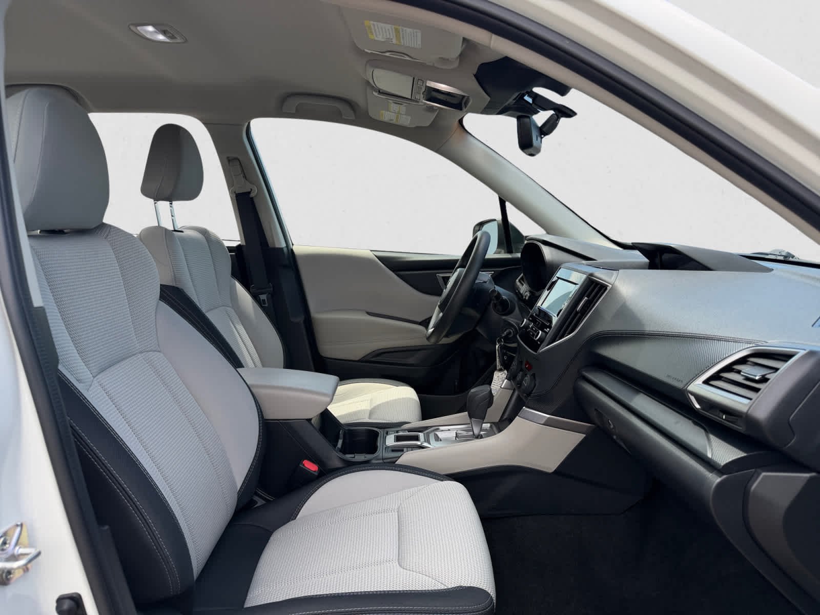 Used 2023 Crystal White Pearl Subaru  image 21