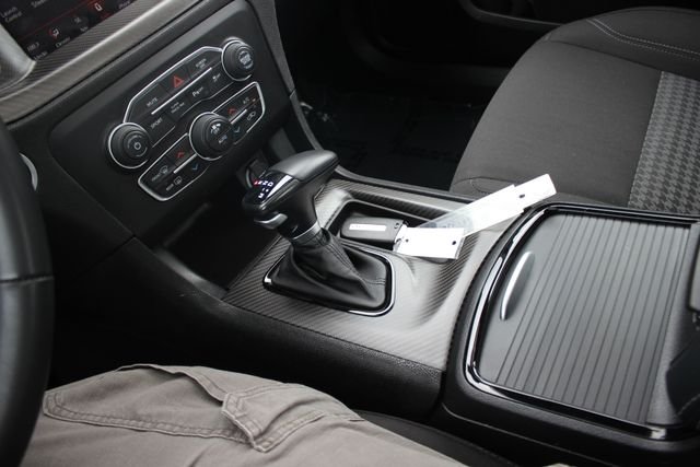 Used 2023 Silver Dodge SXT image 10