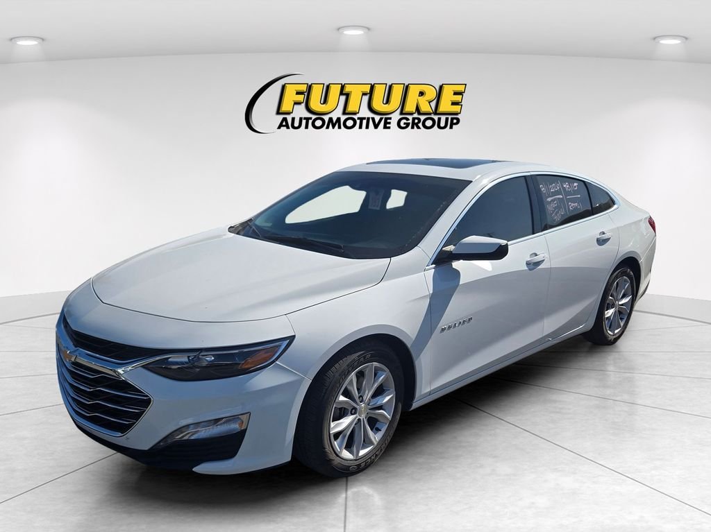 Used 2024 White Chevrolet LT image 3