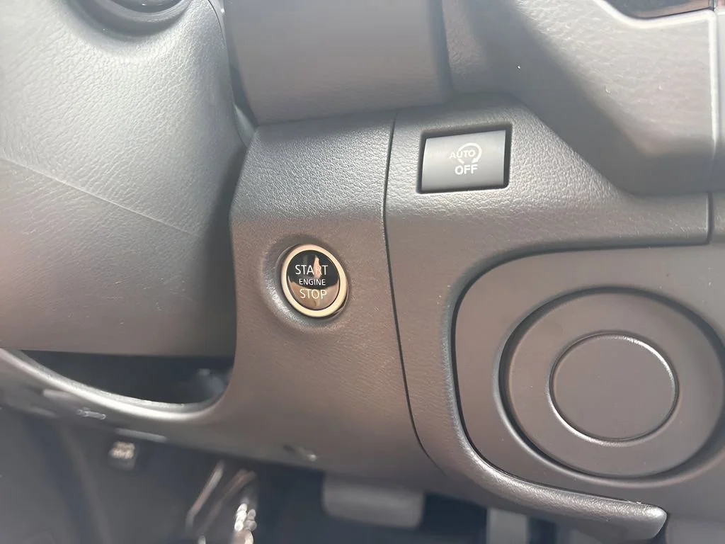 Used 2025 Blue Nissan PRO-X image 24