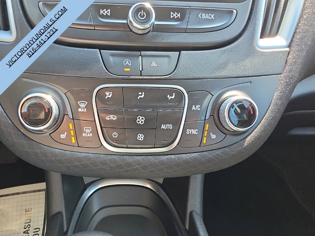 Used 2024 Gray Chevrolet LT image 20