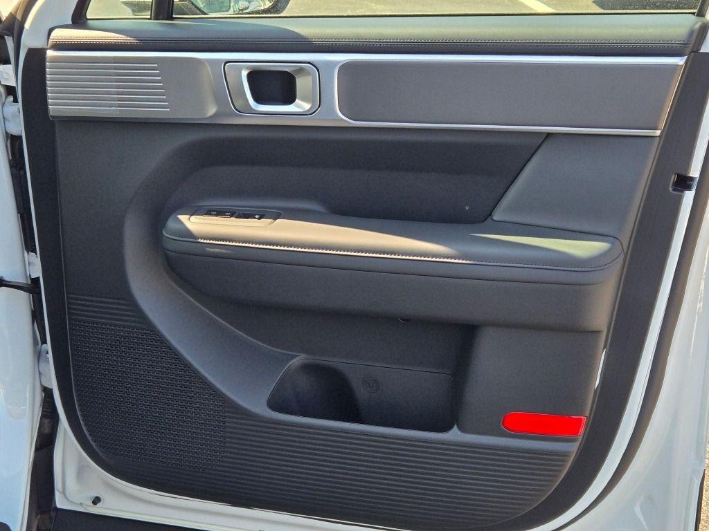 New 2027 White Hyundai SEL AWD image 4