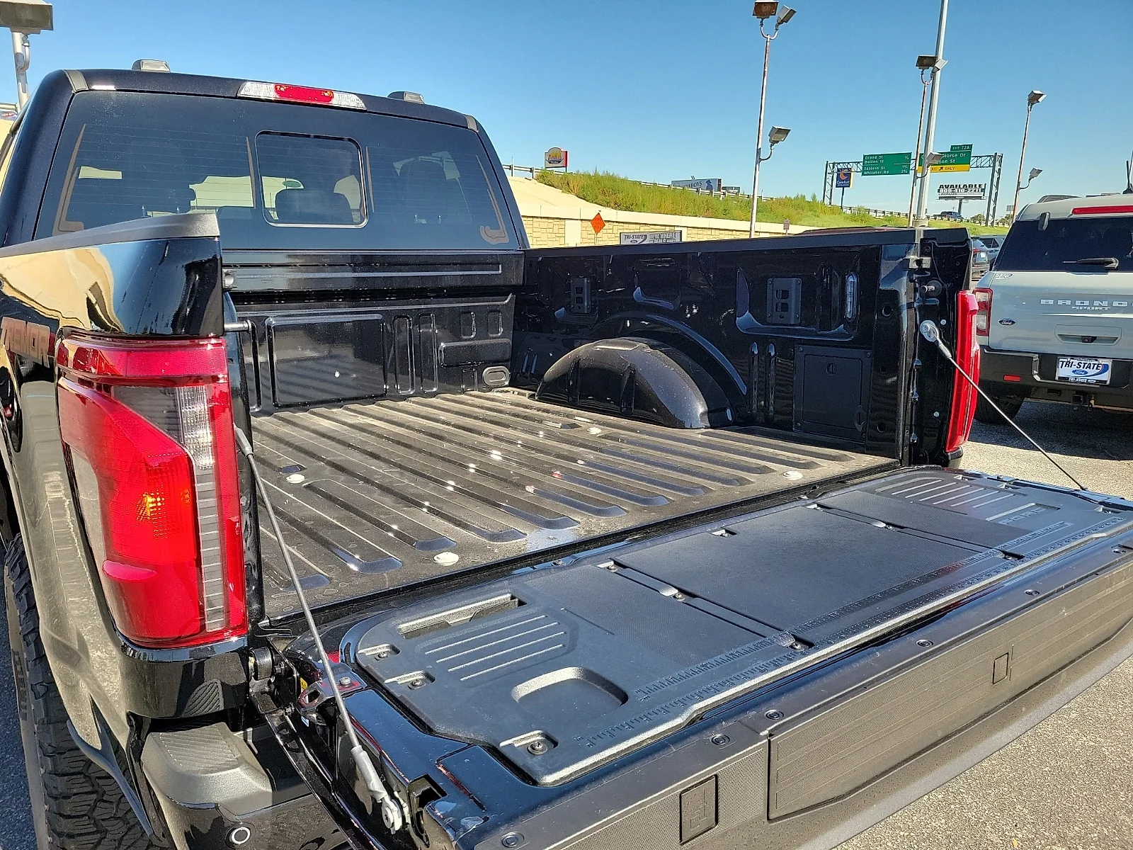 New 2026 Agate Black Metallic Ford Tremor&reg; image 8