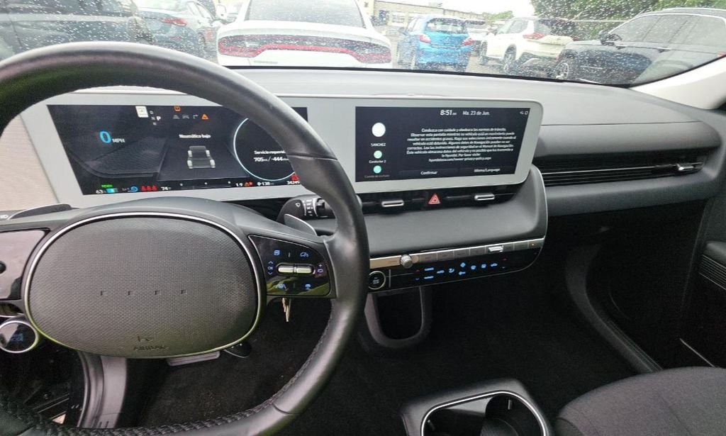 Used 2024 Black Hyundai SEL image 6