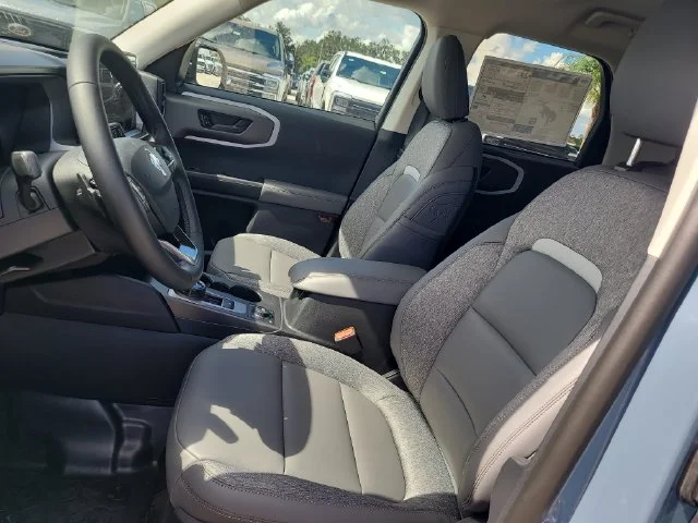 New 2026 Azure Gray Metallic Ford Badlands image 19