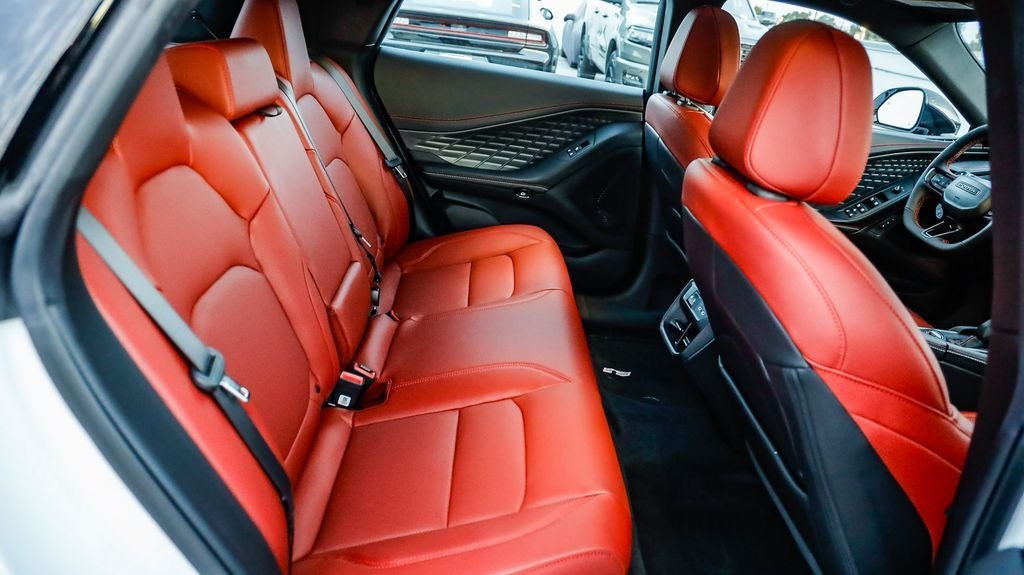 New 2026 White Knuckle Dodge R/T Plus image 20