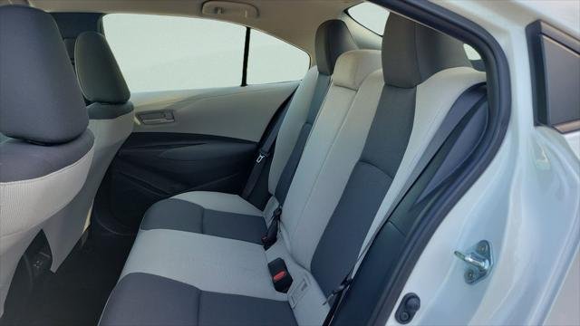 Certified Used 2024 WIND CHILL PEARL Toyota  image 10