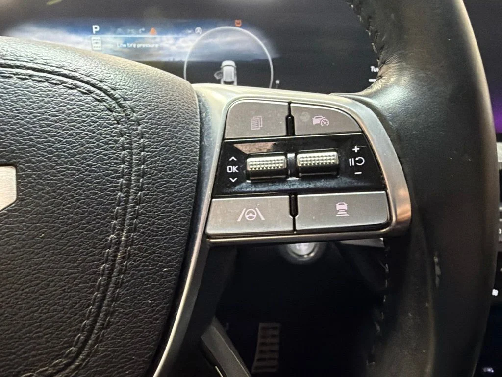 Used 2024 Ebony Black Kia SX image 18